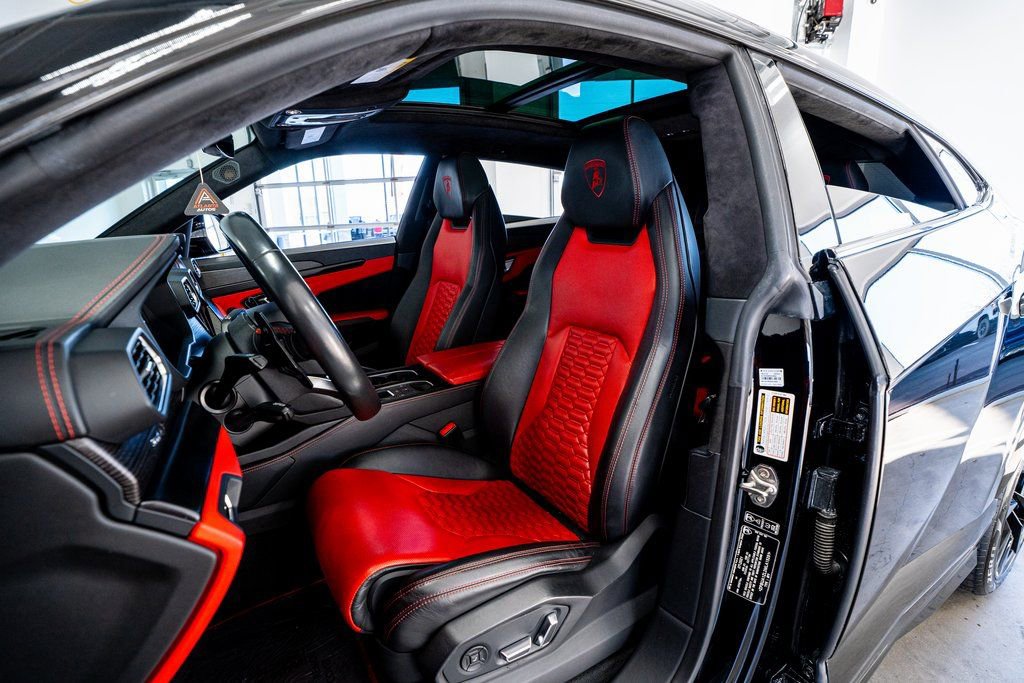 Used 2021 Lamborghini Urus image 41