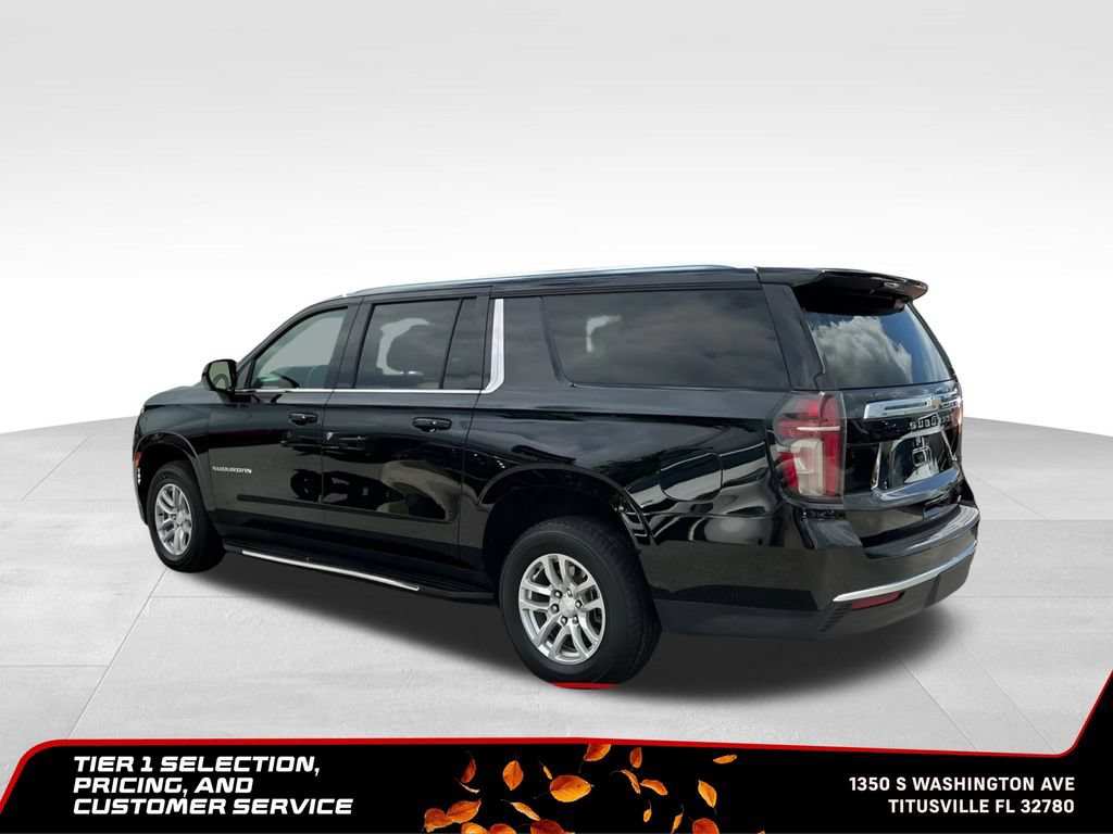 Used 2024 Chevrolet Suburban LT AWD/4WD image 3