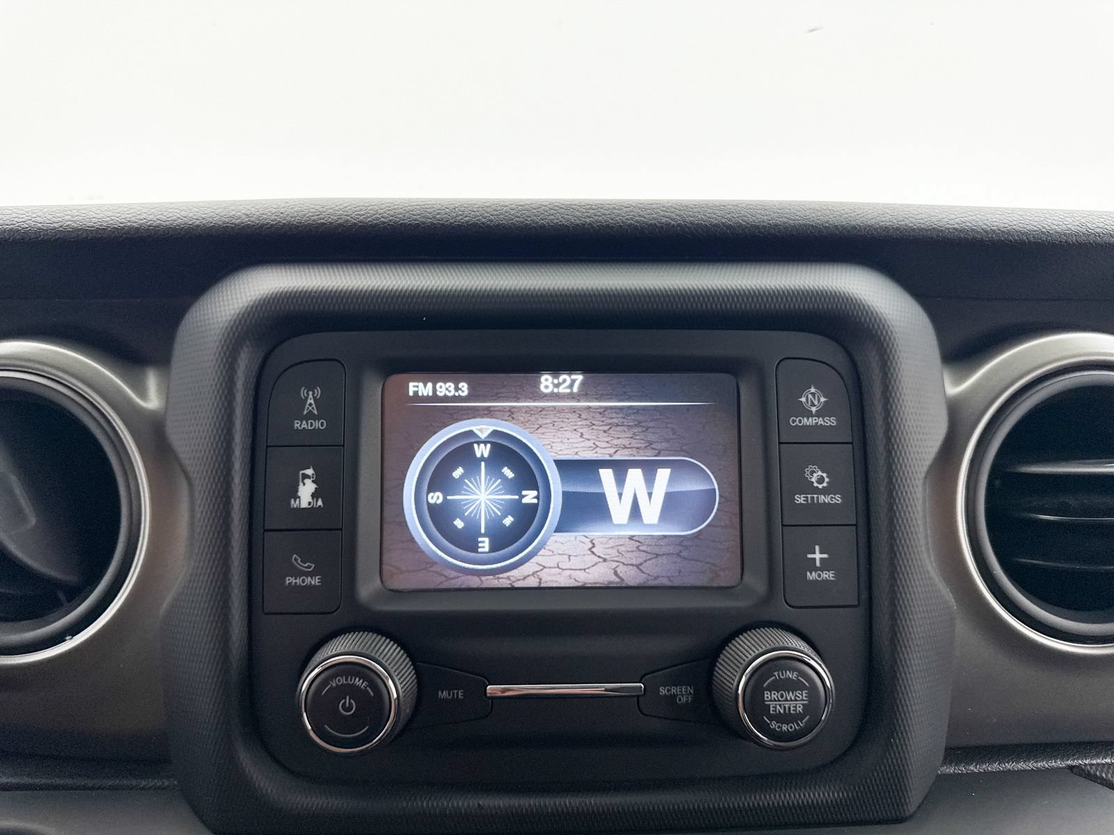 Used 2018 Jeep Wrangler Unlimited Sport AWD/4WD image 6