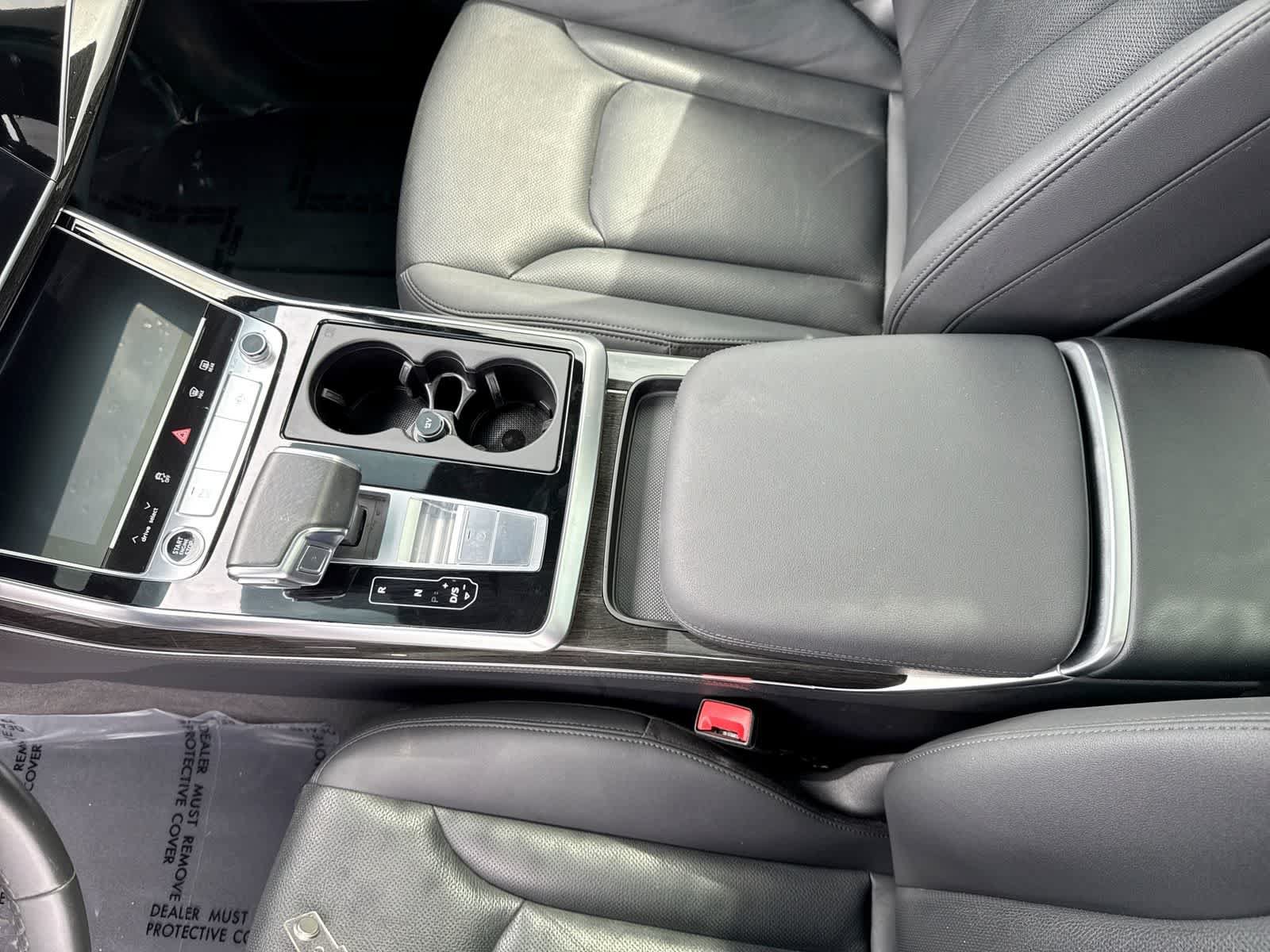 Used 2021 Audi Q7 3.0T Prestige w/ Prestige Package AWD/4WD image 34