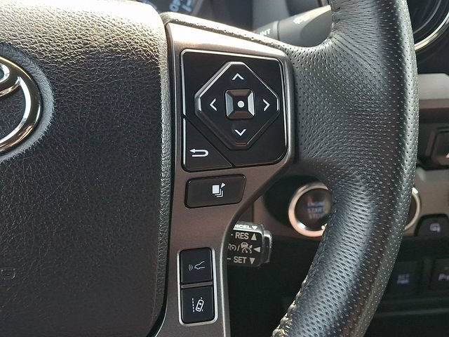 Certified 2022 Toyota Tacoma TRD Off-Road w/ Technology Package AWD/4WD image 21