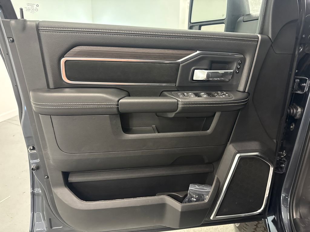 New 2026 RAM 2500 Laramie w/ Night Edition AWD/4WD image 12