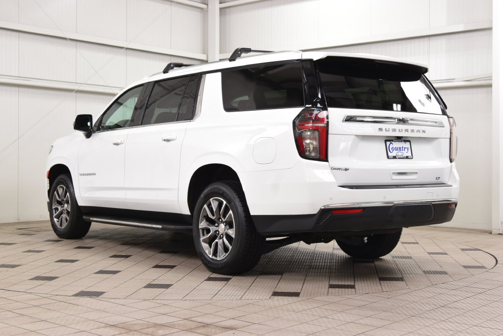Used 2024 Chevrolet Suburban LT w/ LT Signature Package AWD/4WD image 6