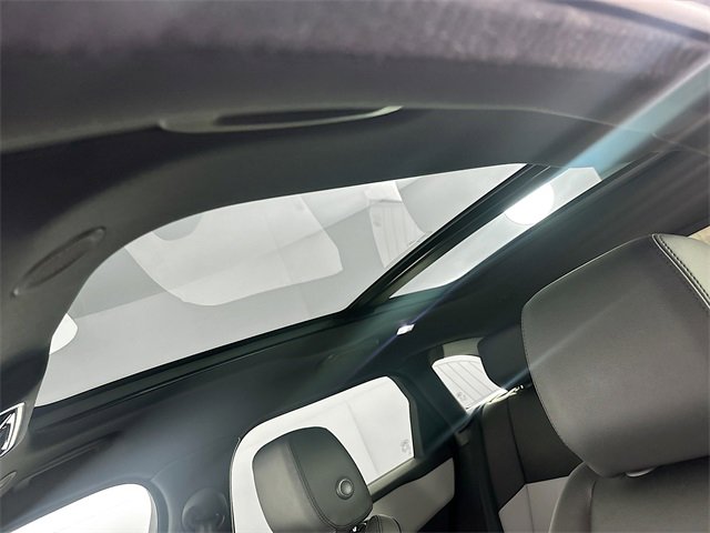 Used 2026 Land Rover Range Rover Velar S image 14