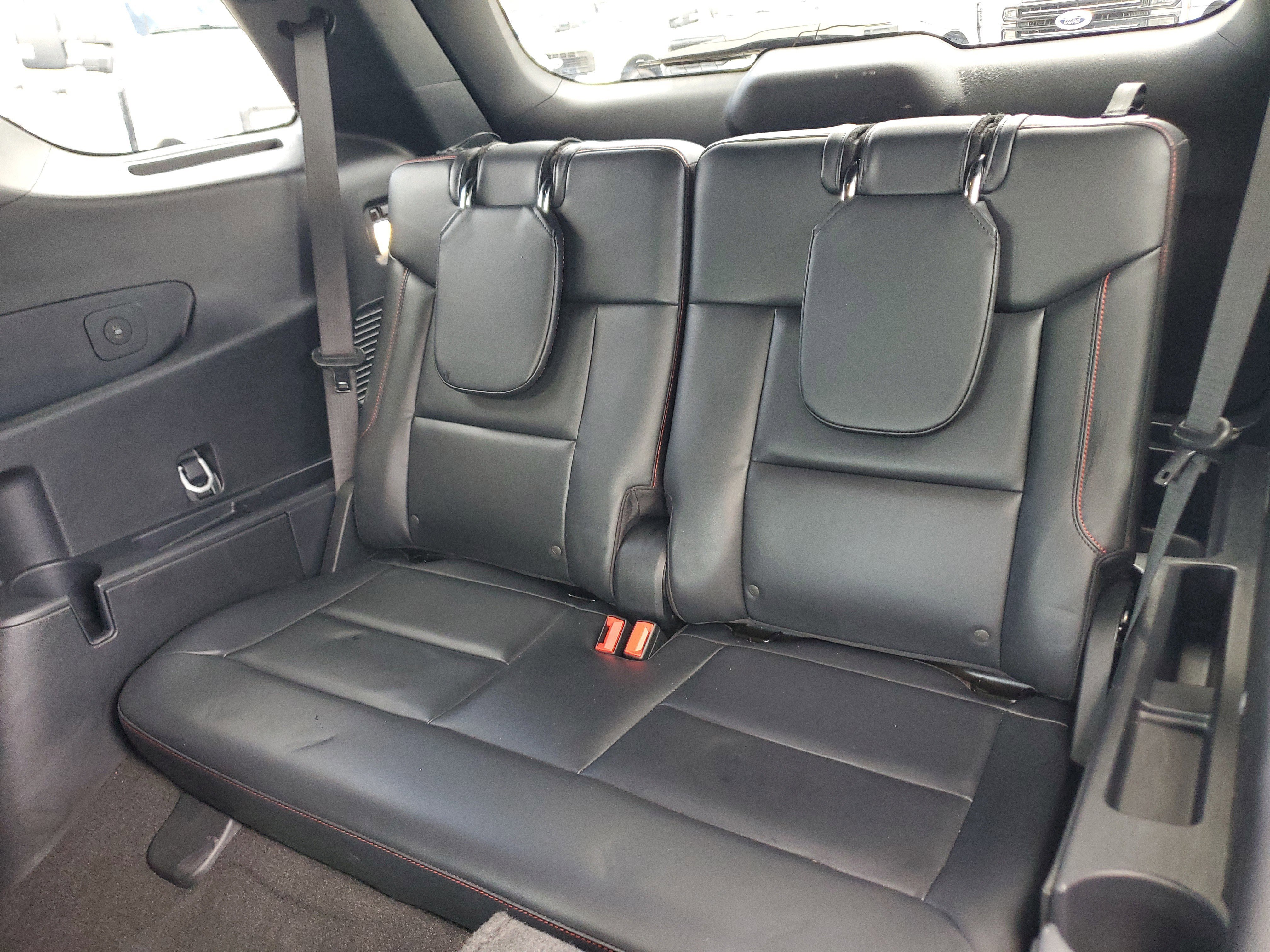 Used 2025 Ford Explorer ST-Line w/ Premium Package image 14