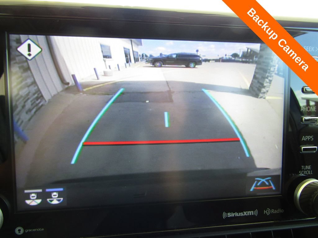 Used 2021 Toyota RAV4 XLE w/ Convenience Package AWD/4WD image 14