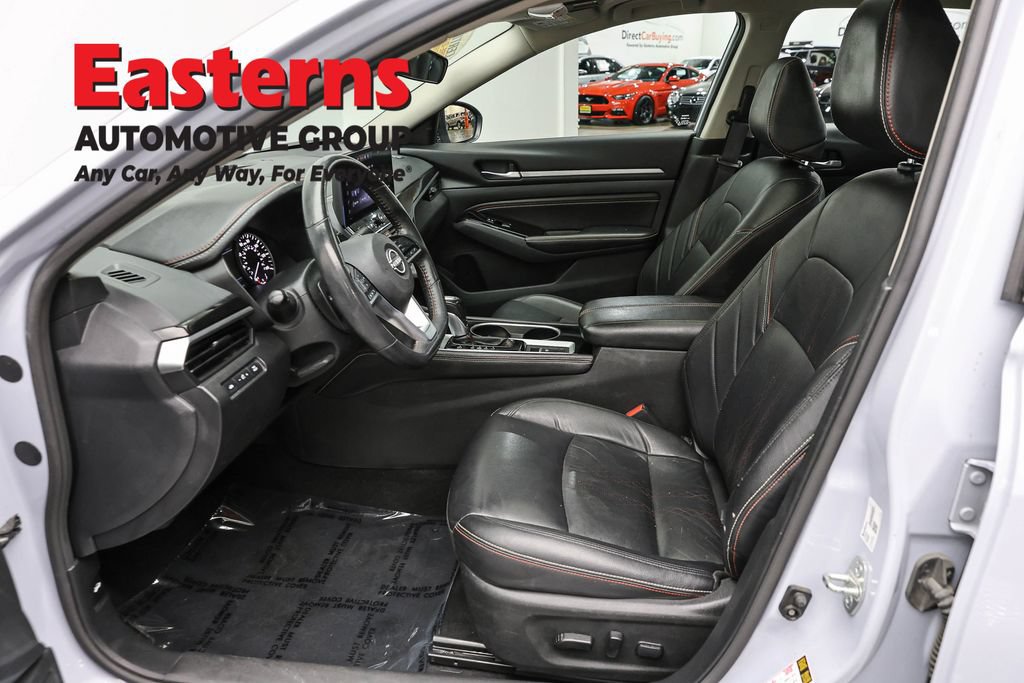 Used 2023 Nissan Altima 2.5 SR w/ SR Premium Package AWD/4WD image 14