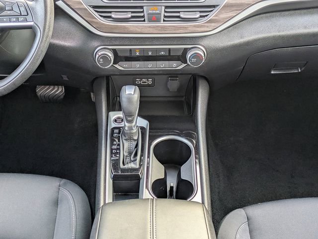 Used 2024 Nissan Altima 2.5 SV image 18