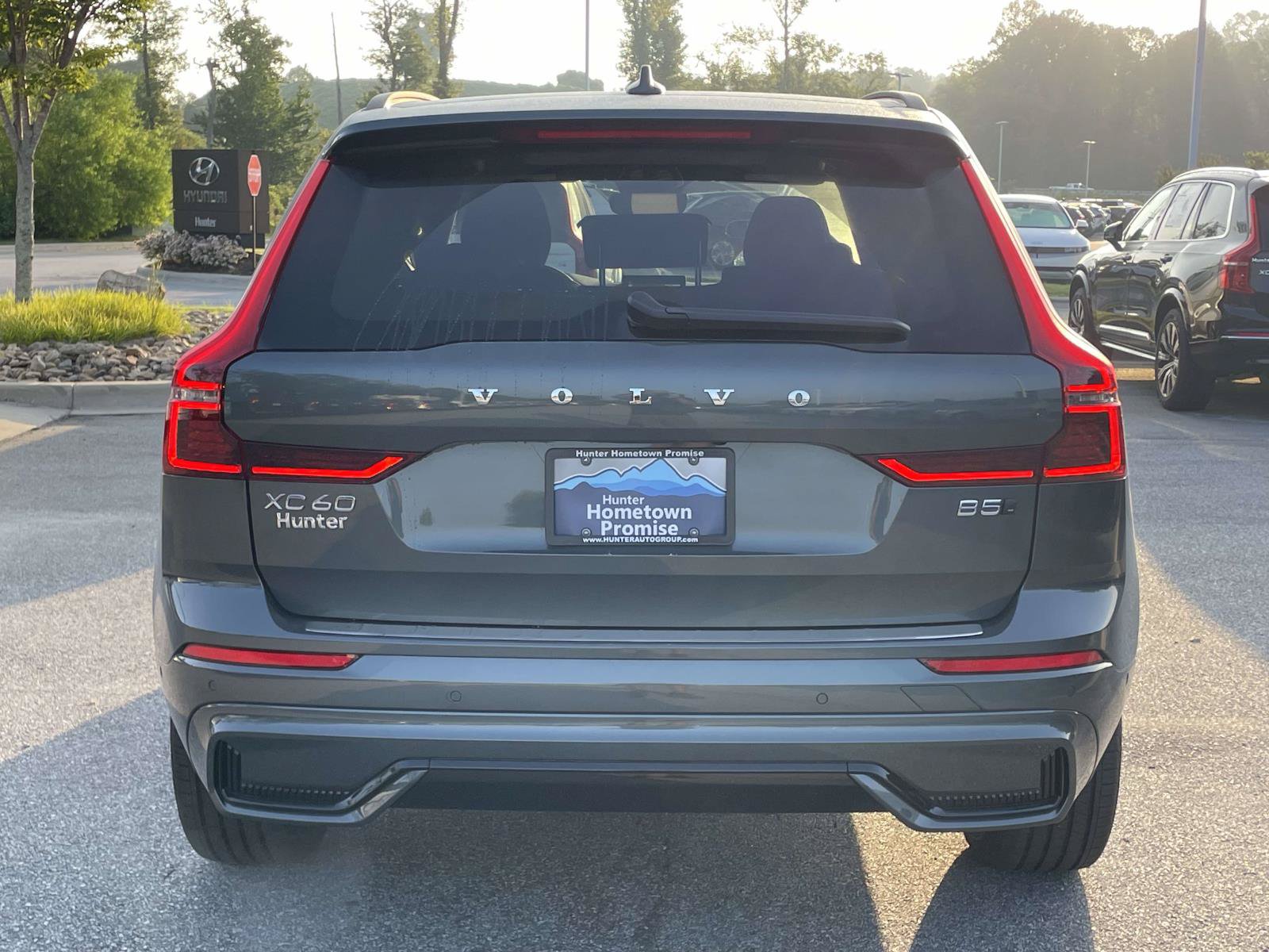New 2027 Volvo XC60 B5 Plus AWD/4WD image 27