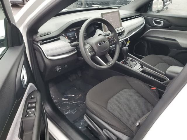 Used 2024 Jeep Compass Sport AWD/4WD image 12