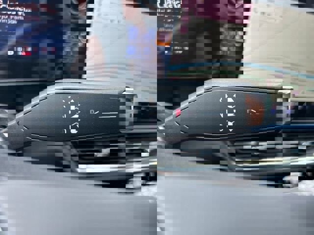 New 2025 Chevrolet Equinox EV LT image 17