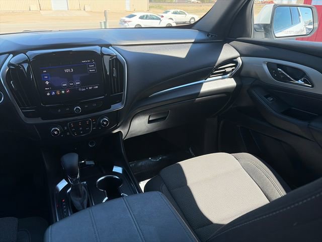 Used 2022 Chevrolet Traverse LT AWD/4WD image 31