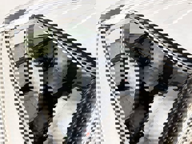 Used 2018 Toyota RAV4 XLE image 20