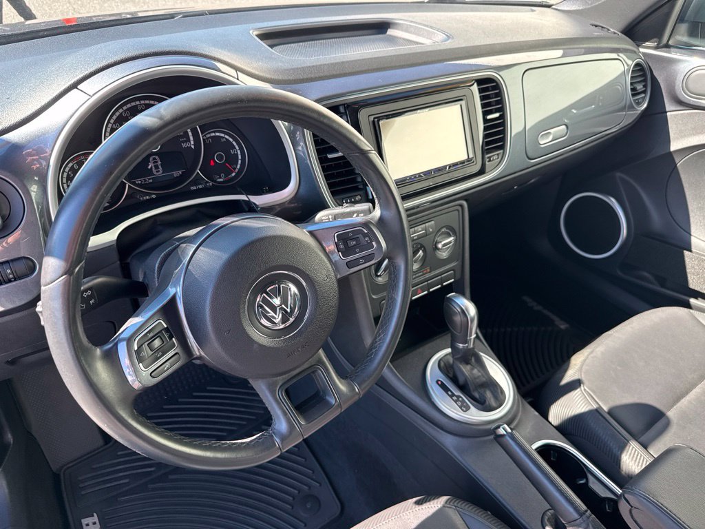 Used 2016 Volkswagen Beetle 1.8T S FWD image 21