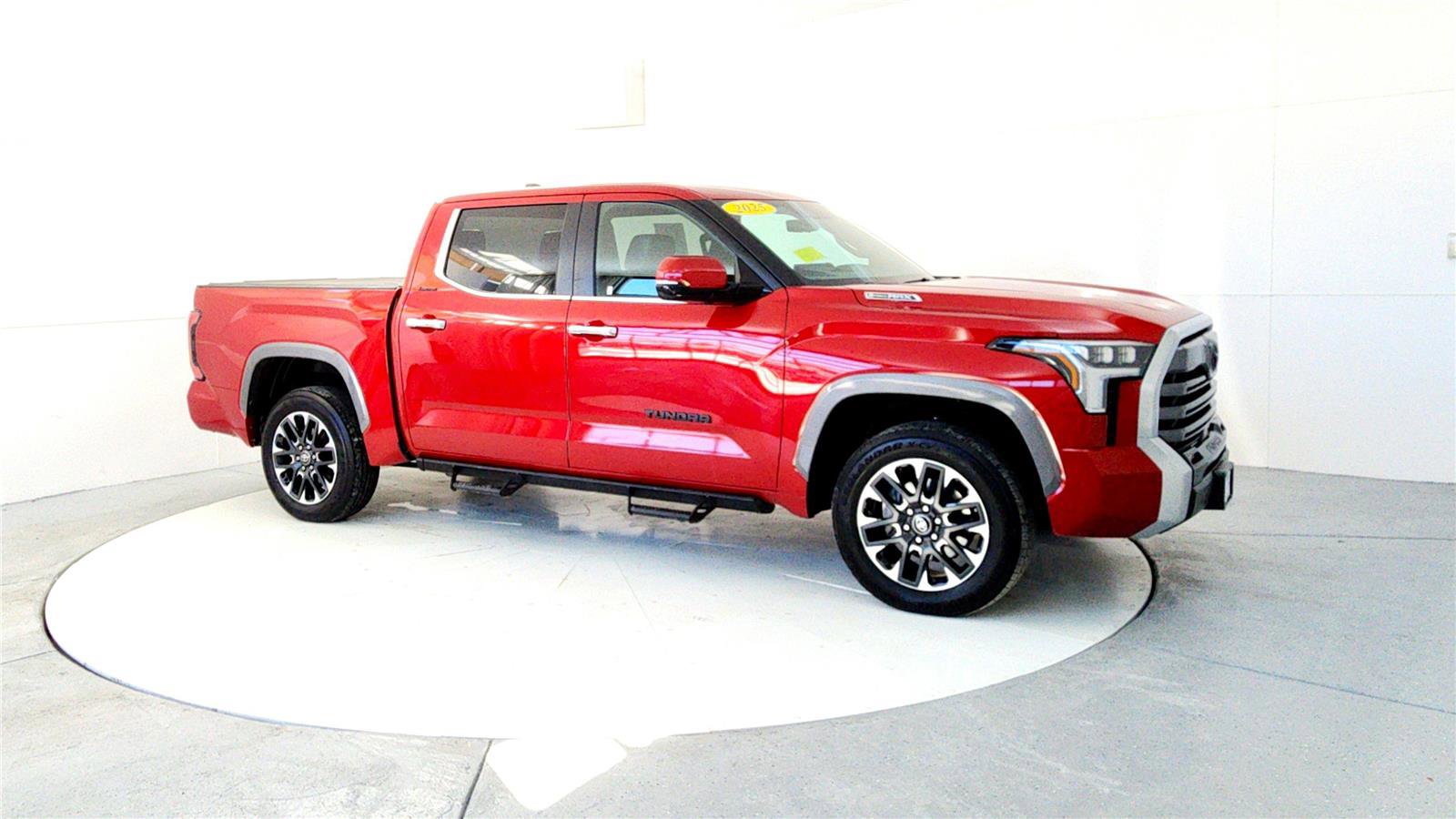 Used 2025 Toyota Tundra Limited image 7