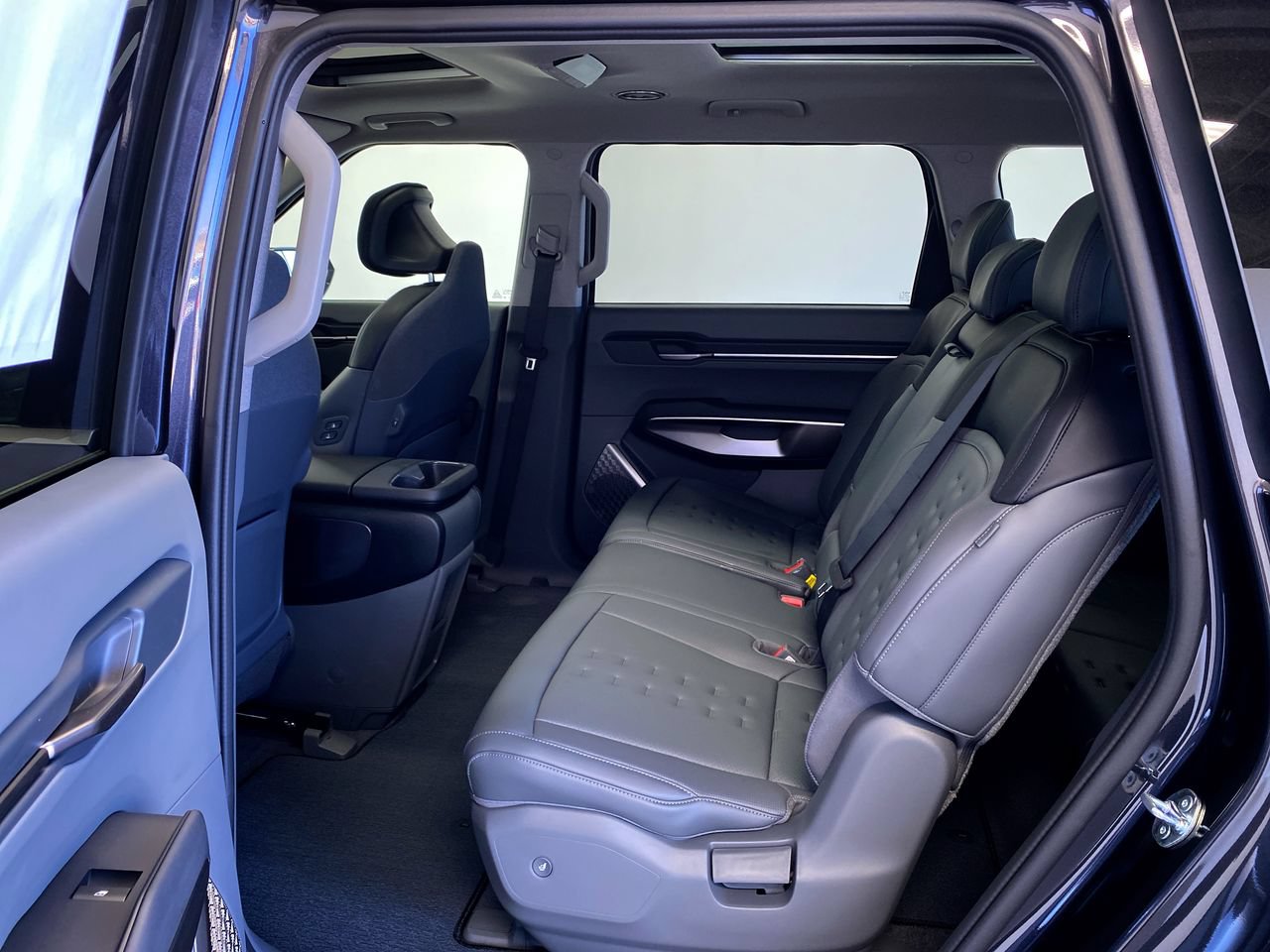 New 2026 Kia EV9 Wind AWD/4WD image 34