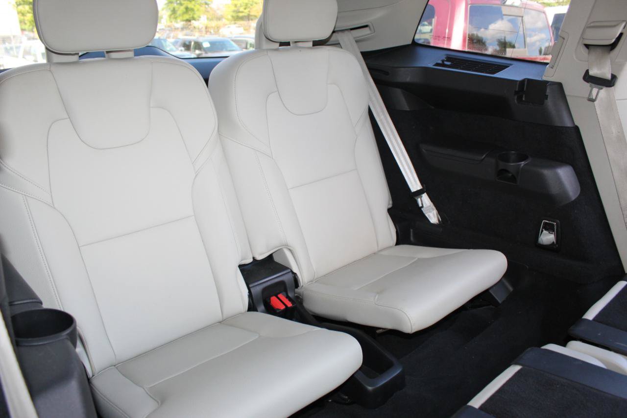 Used 2019 Volvo XC90 T5 Momentum w/ Protection Package AWD/4WD image 20