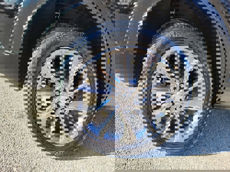 Used 2020 Buick Encore GX Select w/ Experience Buick Package image 32