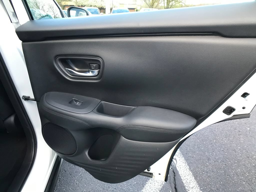 Certified 2023 Honda HR-V LX image 29