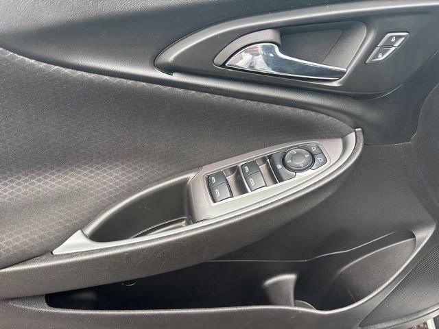 Used 2023 Chevrolet Malibu LT image 13