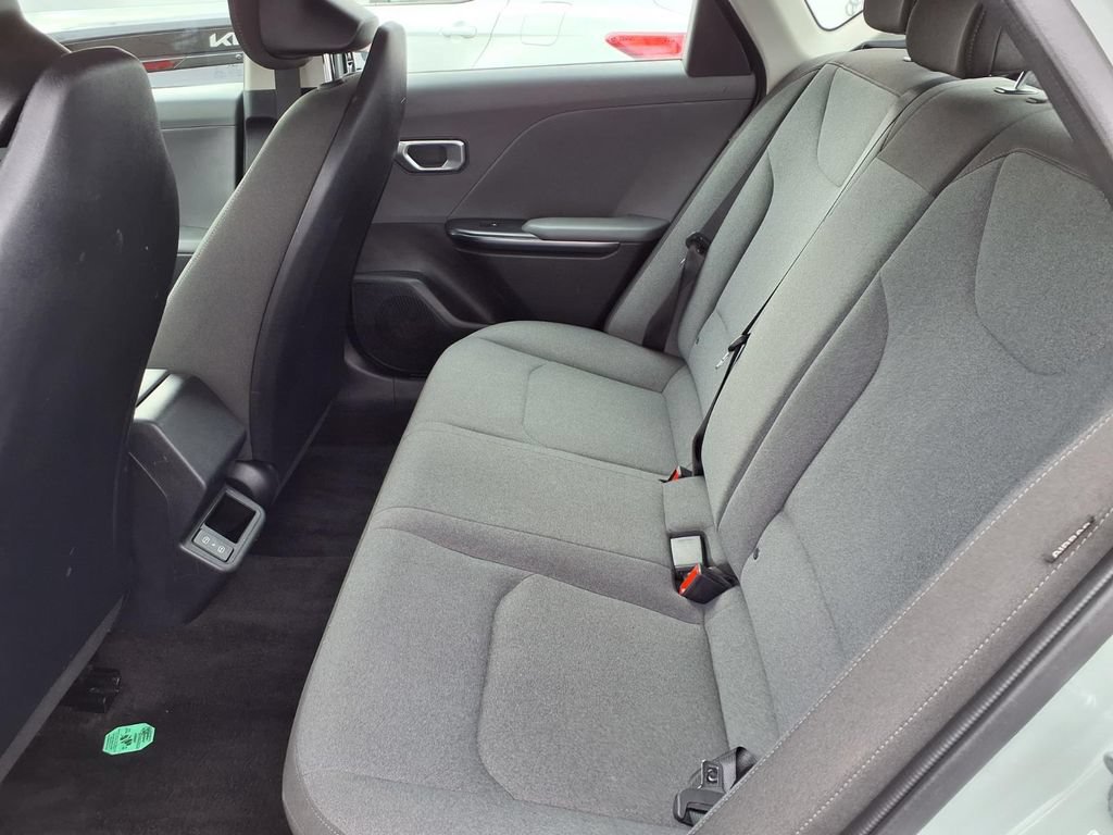 Used 2025 Kia K4 FWD image 23