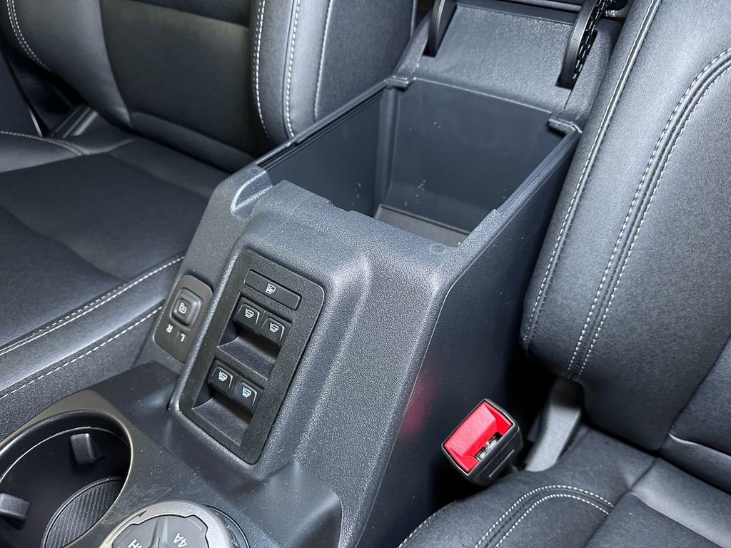 New 2025 Ford Bronco Badlands image 32