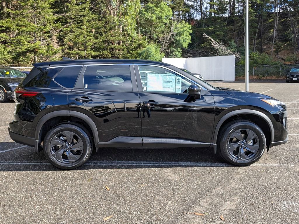 New 2026 Nissan Rogue SV FWD image 4
