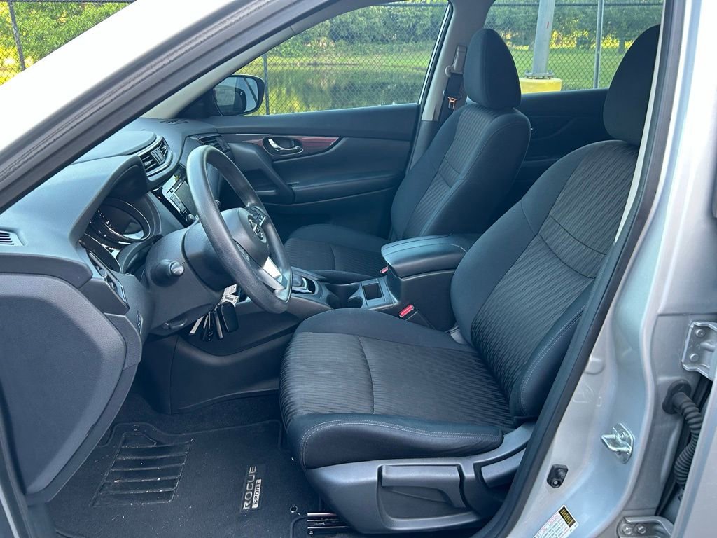 Used 2018 Nissan Rogue S FWD image 15