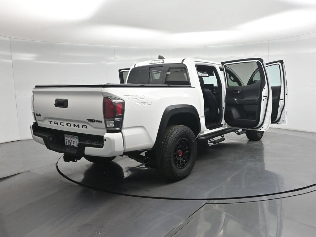 Used 2022 Toyota Tacoma TRD Pro AWD/4WD image 5