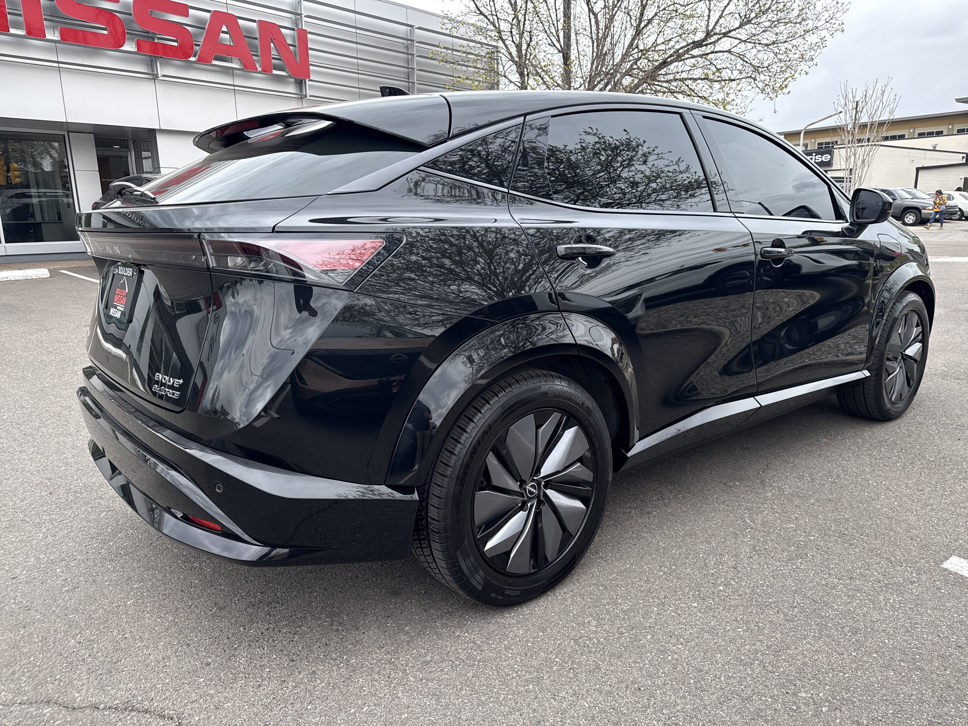 Certified 2024 Nissan Ariya AWD image 9