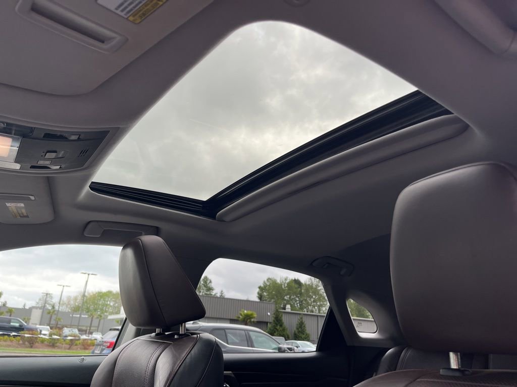 Used 2017 Lexus RX 450h AWD w/ Cold Weather Package image 14