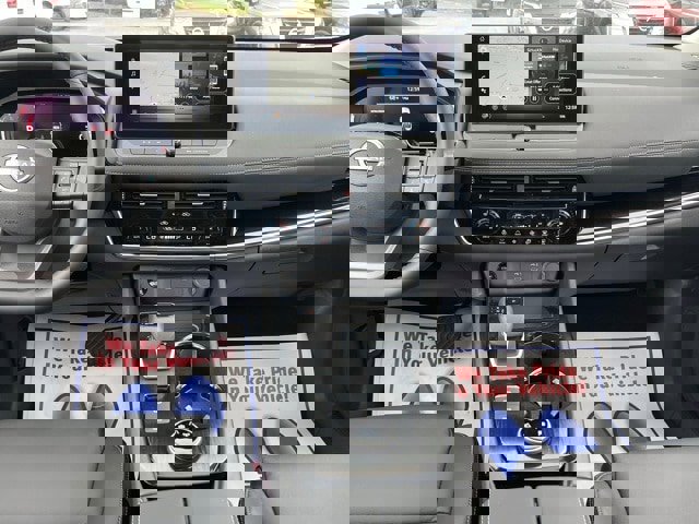 New 2025 Nissan Rogue SL w/ Tech Package image 26