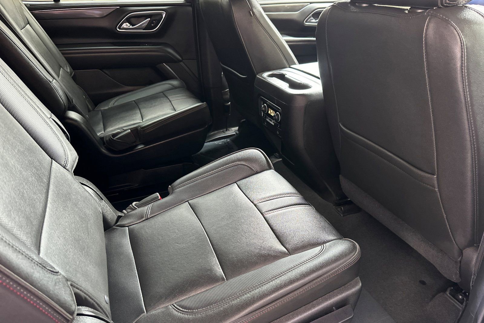 Used 2021 Chevrolet Tahoe RST w/ Luxury Package image 20