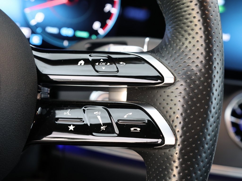 Used 2023 Mercedes-Benz E 450 Cabriolet image 37