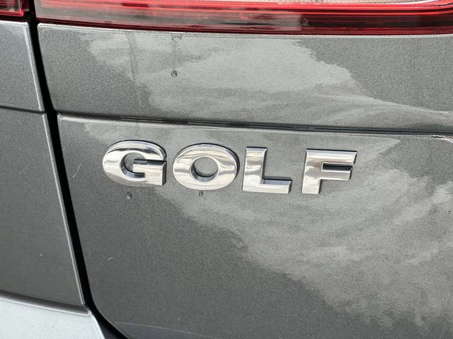 Used 2018 Volkswagen Golf S image 11