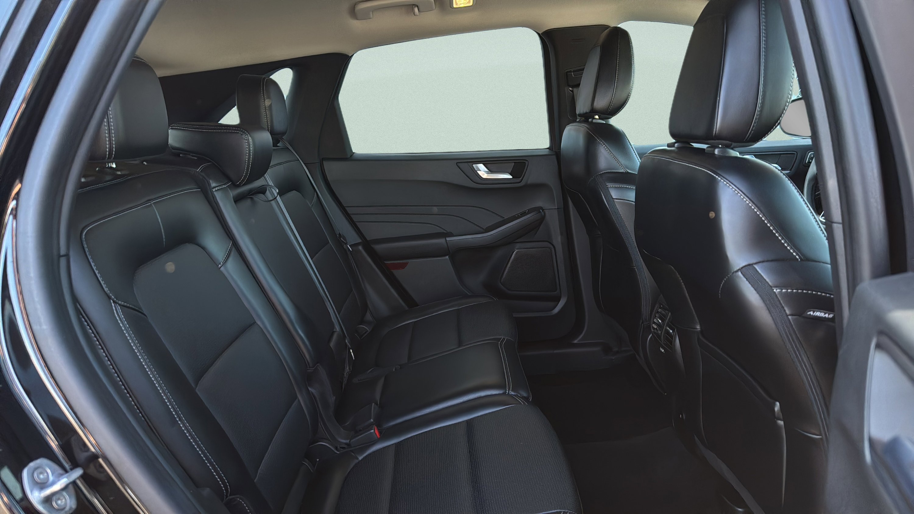 Used 2023 Ford Escape Platinum image 22