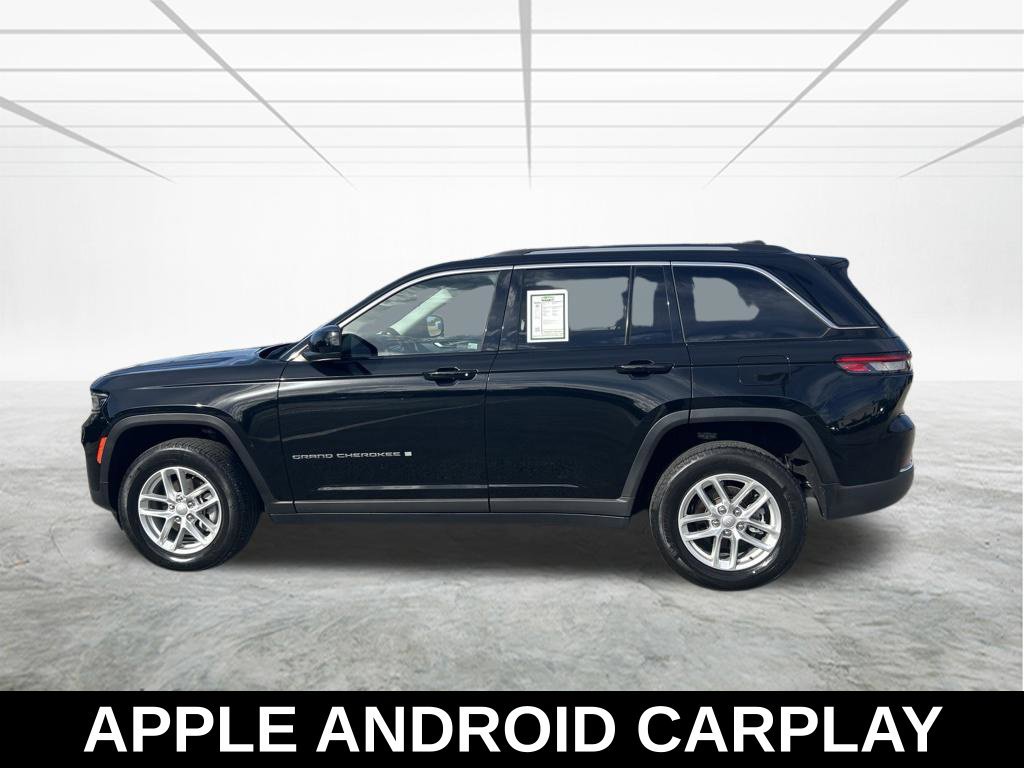 Used 2023 Jeep Grand Cherokee Laredo w/ Luxury Tech Group I RWD image 8