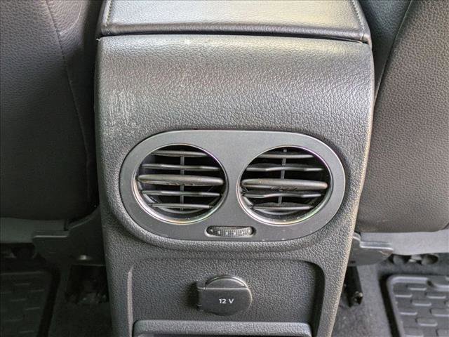 Used 2014 Volkswagen Tiguan SE image 16