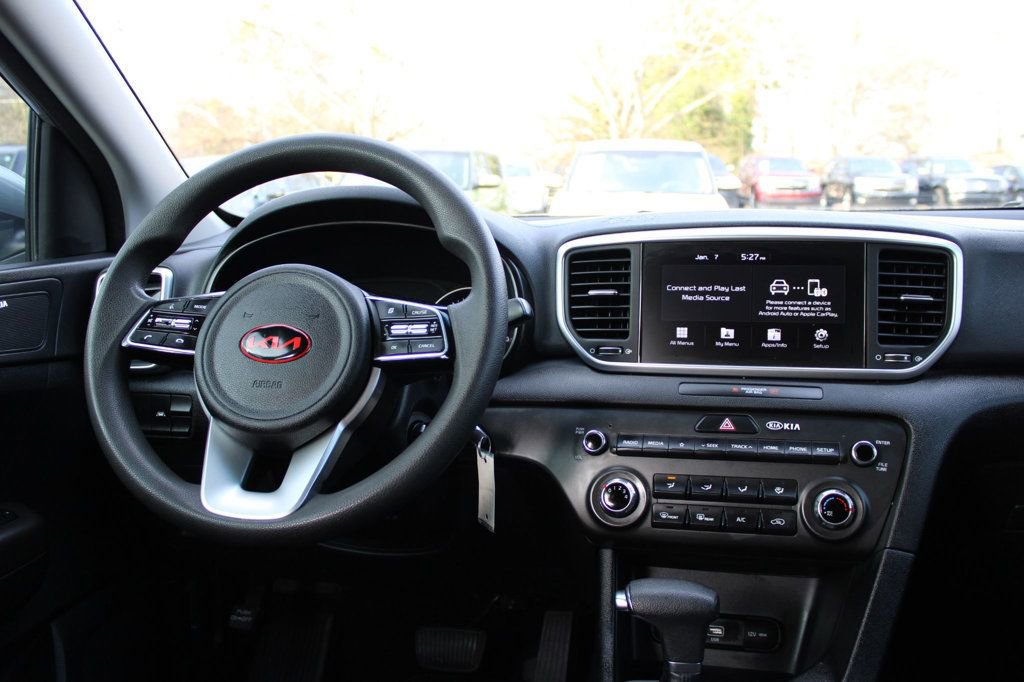 Used 2021 Kia Sportage LX FWD image 13