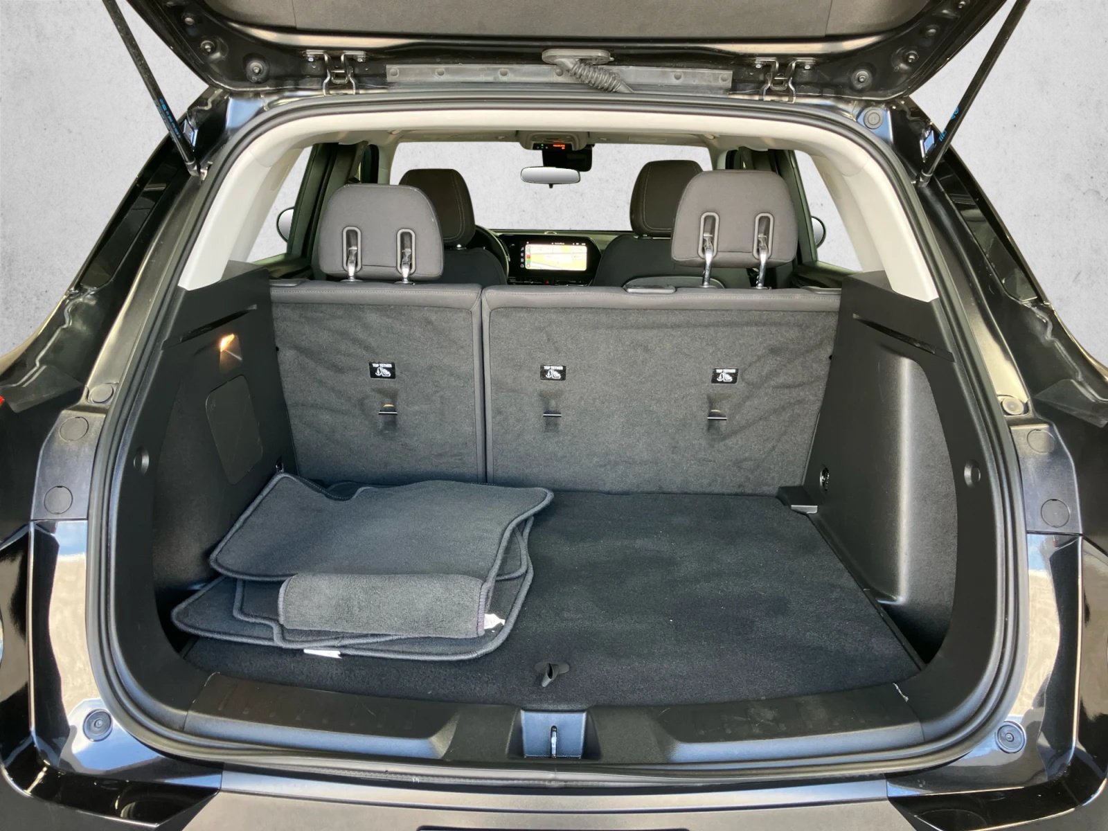 Used 2024 Chevrolet TrailBlazer LS FWD image 23