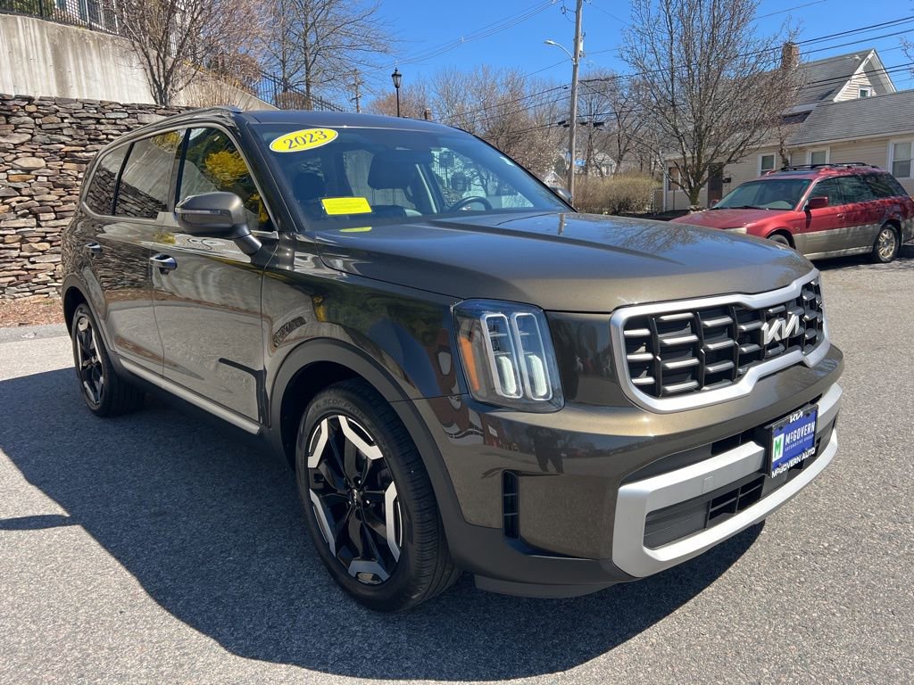 Used 2023 Kia Telluride S w/ S Sunroof Package AWD/4WD image 6