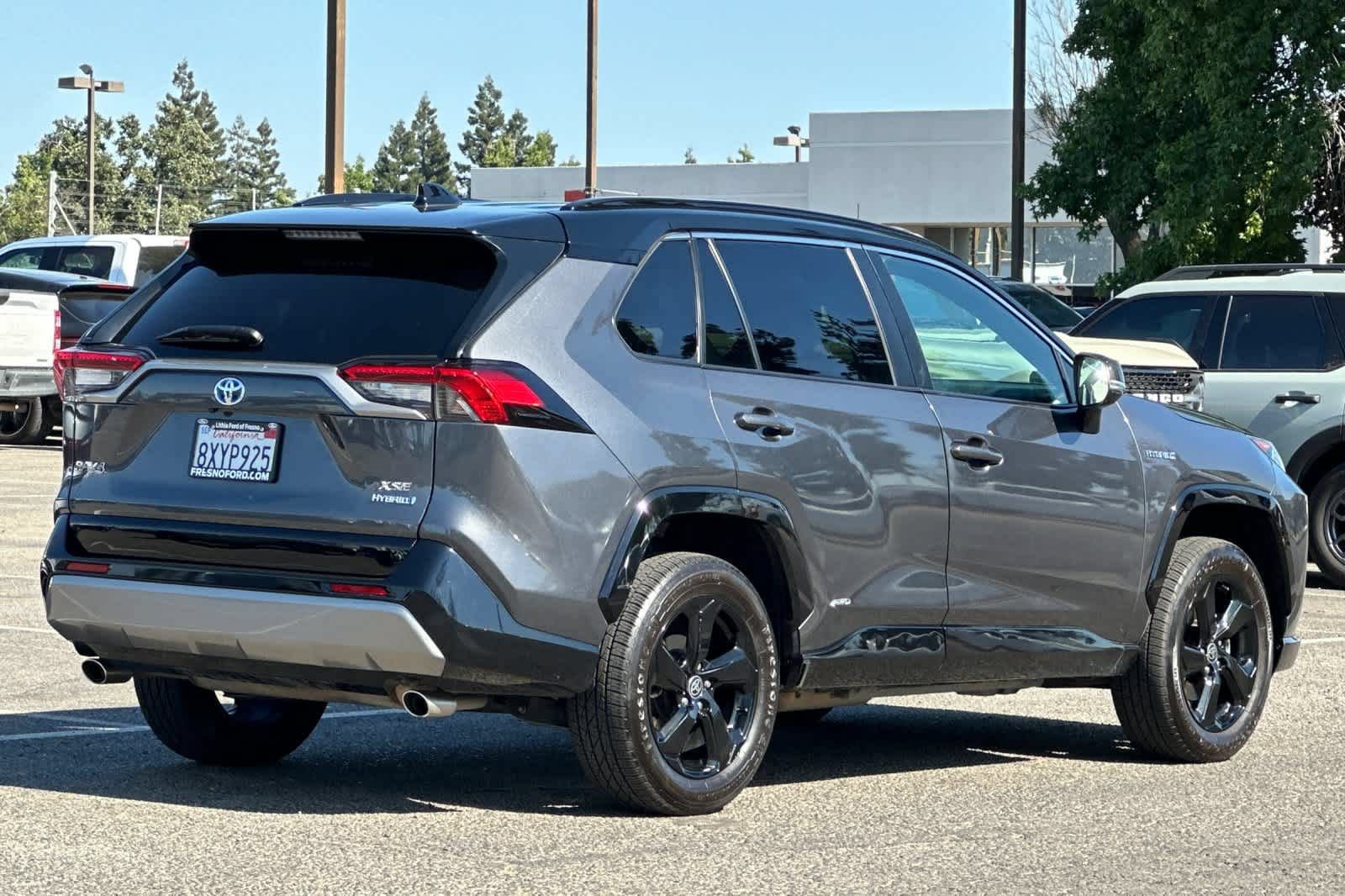Used 2021 Toyota RAV4 XSE AWD/4WD video 2