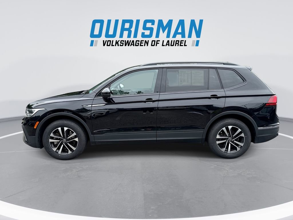 Used 2023 Volkswagen Tiguan S w/ Driver Assistance Package FWD image 5
