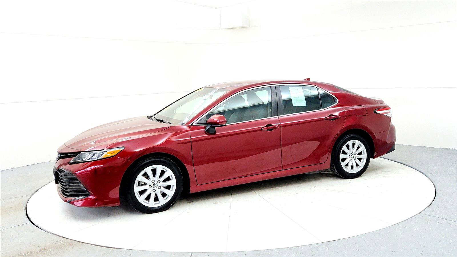 Used 2019 Toyota Camry LE w/ Carpet Mat Package image 3