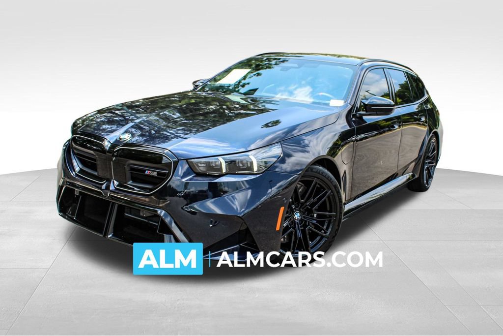 Used 2026 BMW M5 Touring AWD/4WD image 1