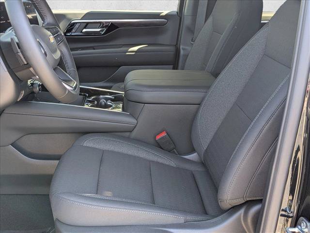 New 2026 Chevrolet Suburban LS RWD image 3