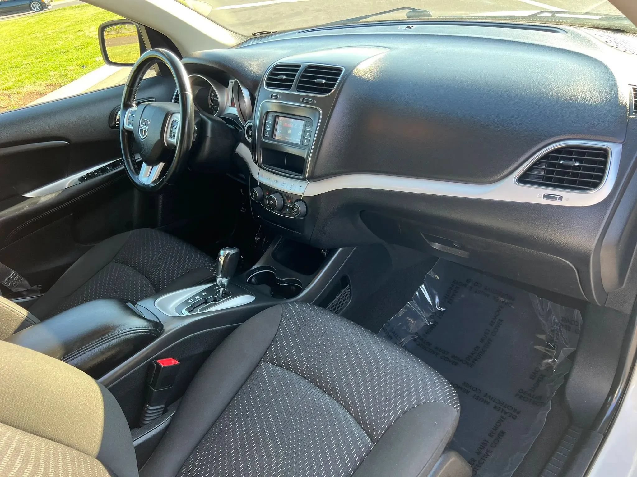 Used 2019 Dodge Journey SE w/ Premium Group FWD image 17