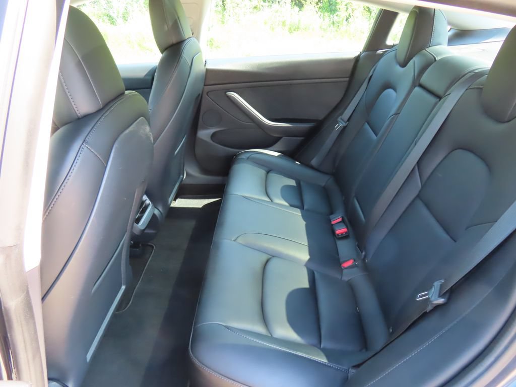 Used 2022 Tesla Model 3 Long Range AWD/4WD image 26