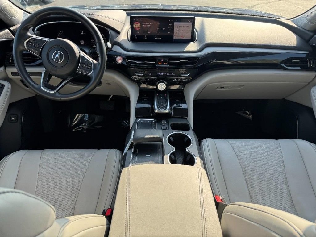 Certified 2024 Acura MDX w/ Technology Package AWD/4WD image 16