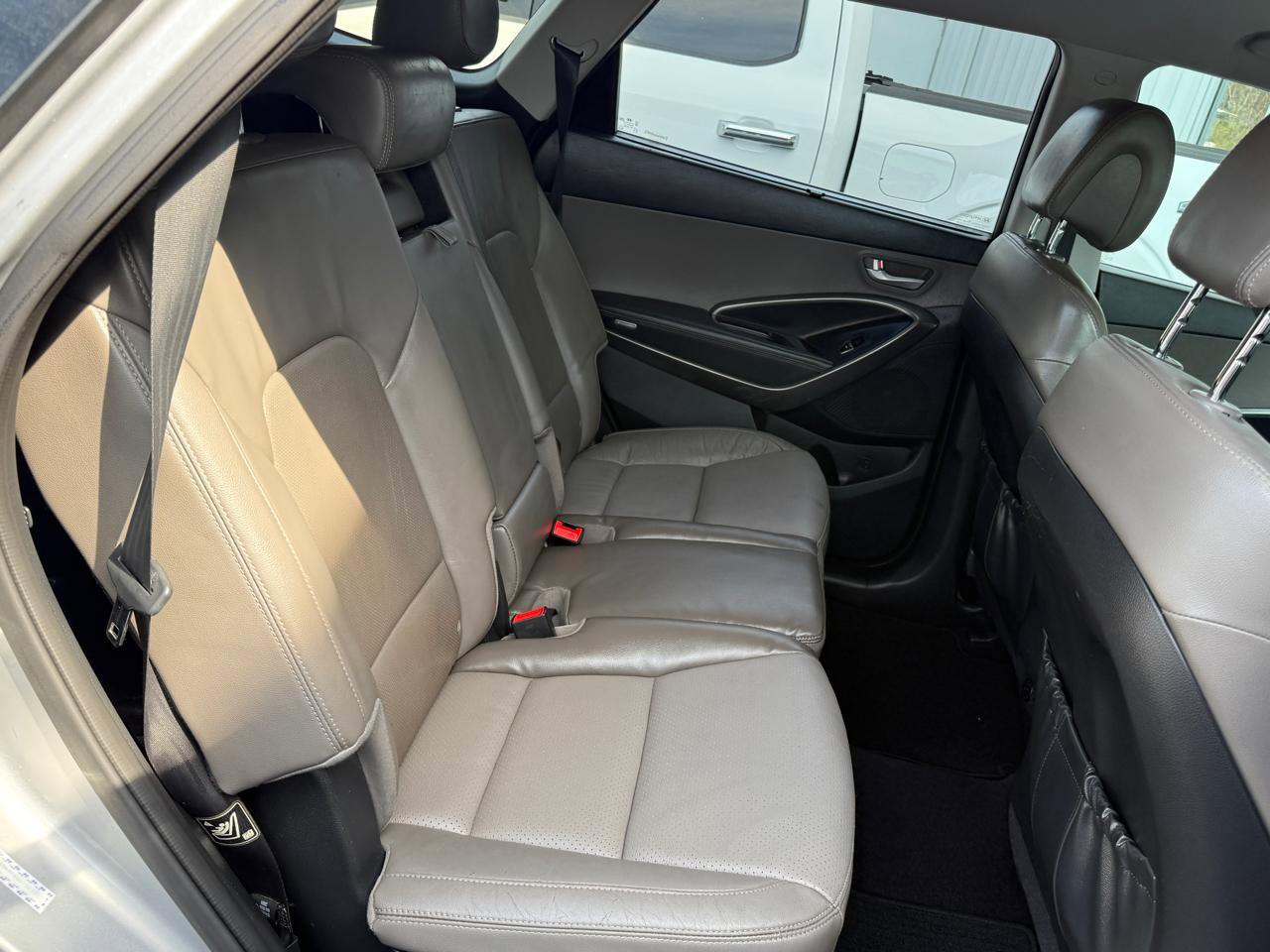 Used 2016 Hyundai Santa Fe SE w/ Option Group 02 image 17